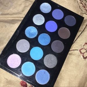 MAC Cosmetics 15 Eyeshadows Palette Blue Shades